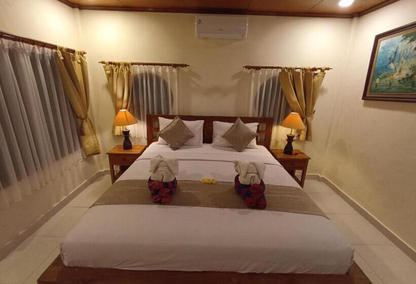 חדר דלוקס נוף בריכה, Kusnadi