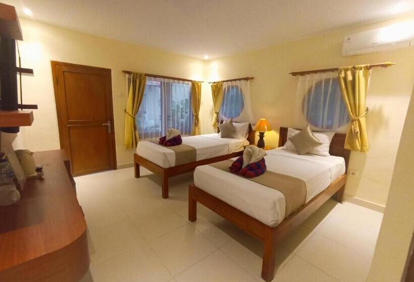 חדר דלוקס נוף בריכה, Kusnadi