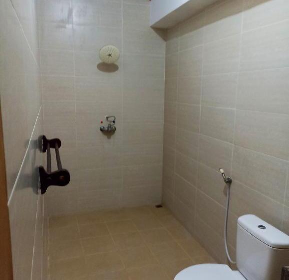 חדר סטנדרט, Kusnadi