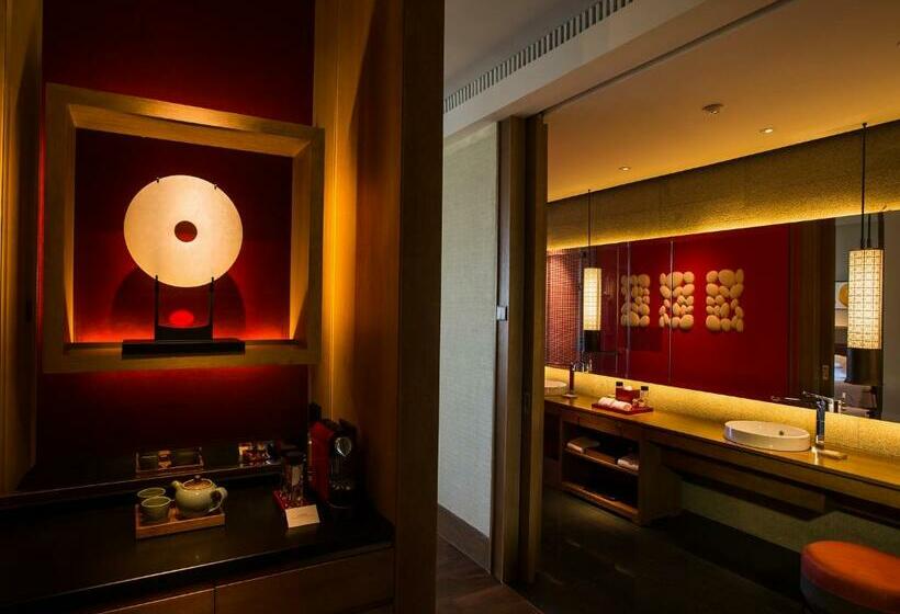 キングサイズベッドのデラックスルーム, Park Hyatt Sanya Sunny Bay Resort