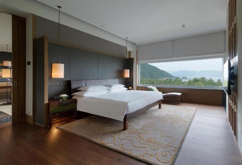 キングサイズベッドのスイートルーム, Park Hyatt Sanya Sunny Bay Resort