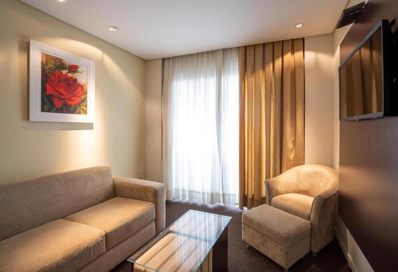 デラックススイート, Plaza Norte