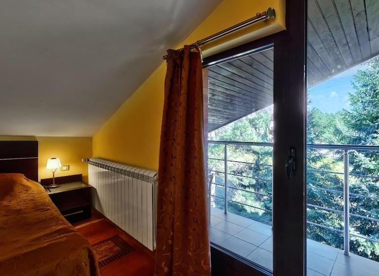 استودیو خانوادگی, President Garni