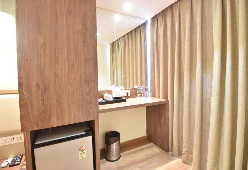 Номер Executive, The Aarya A Smart Business