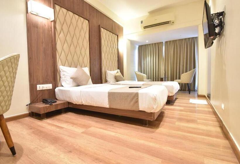 Номер Economy, The Aarya A Smart Business