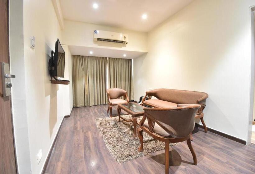 Люкс Повышенной Комфортности, The Aarya A Smart Business