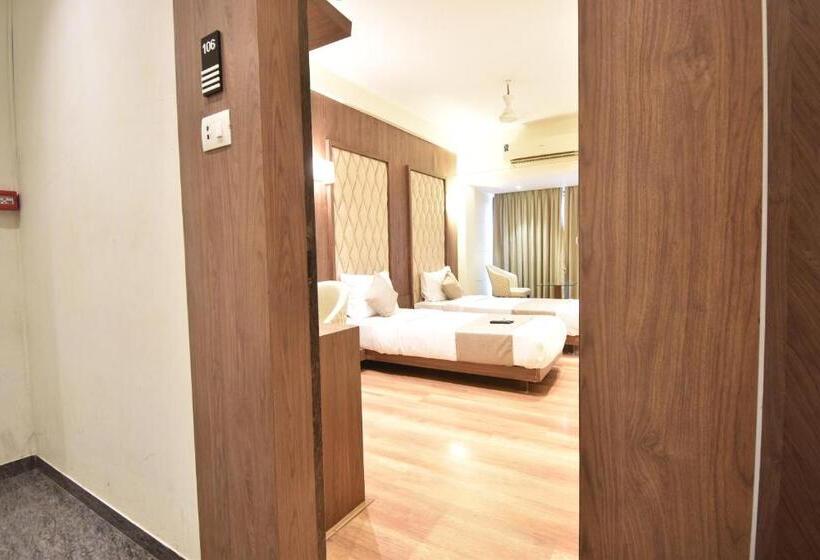 Номер Economy, The Aarya A Smart Business