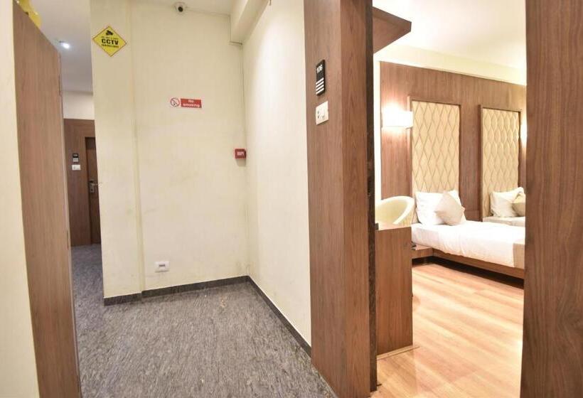 Номер Economy, The Aarya A Smart Business