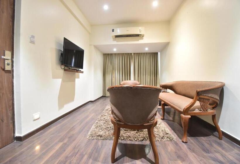 Люкс Повышенной Комфортности, The Aarya A Smart Business