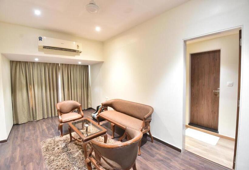 Люкс Повышенной Комфортности, The Aarya A Smart Business