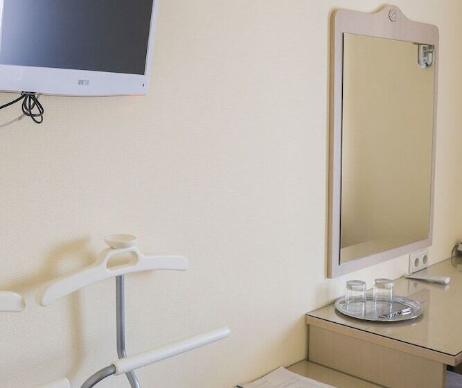 Номер Стандарт, Rus