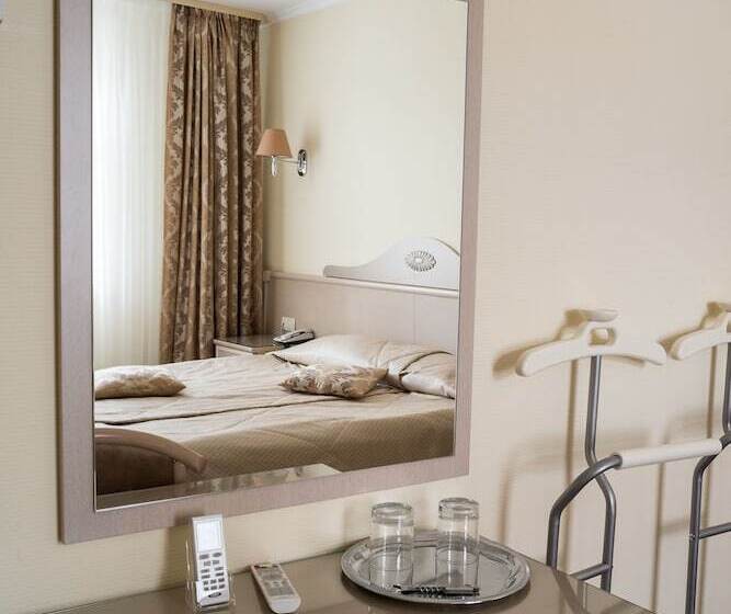 Номер бизнес-класса, Rus