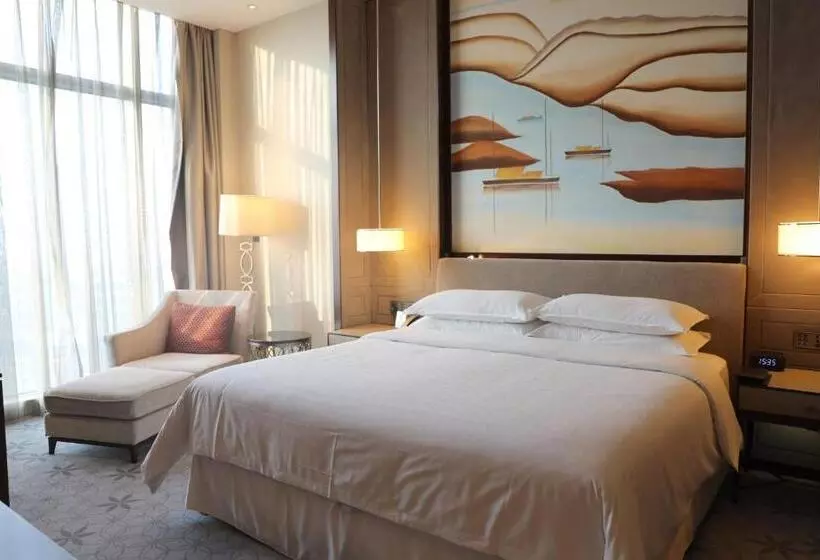 キングサイズベッドのクラブルーム, Sheraton Shanghai Jiading