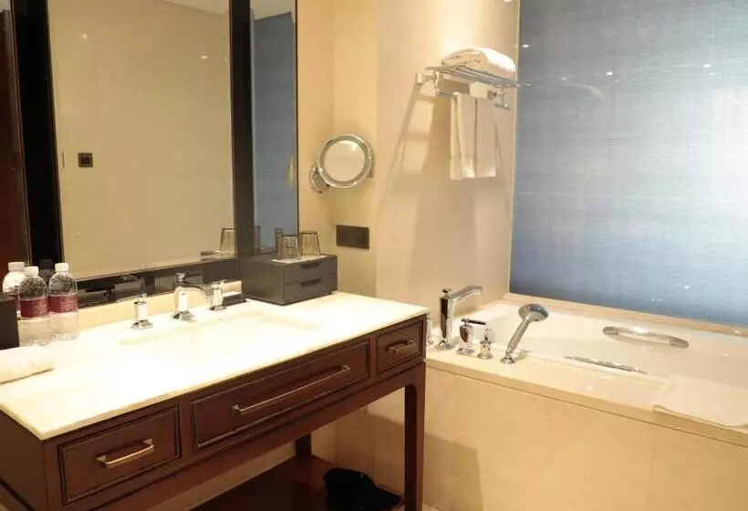 デラックスルーム, Sheraton Shanghai Jiading