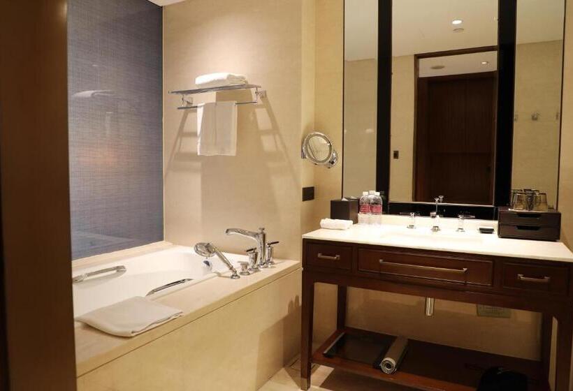 اتاق لوکس با تخت بزرگ, Sheraton Shanghai Jiading