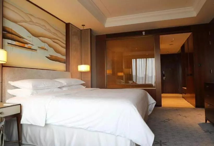 キングサイズベッドのデラックスルーム, Sheraton Shanghai Jiading