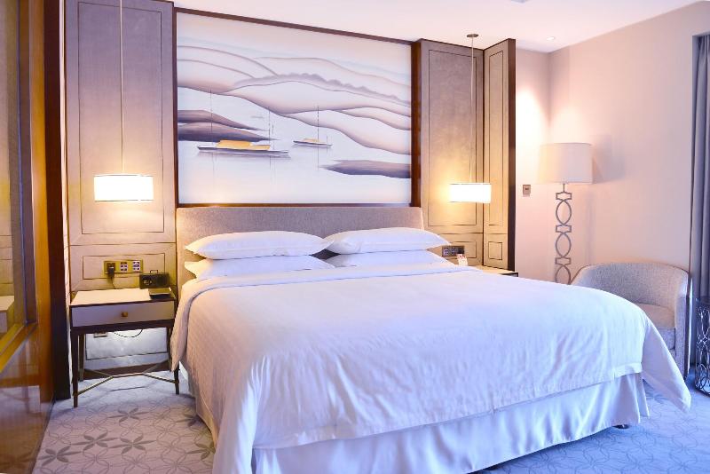 キングサイズベッドのデラックスルーム, Sheraton Shanghai Jiading