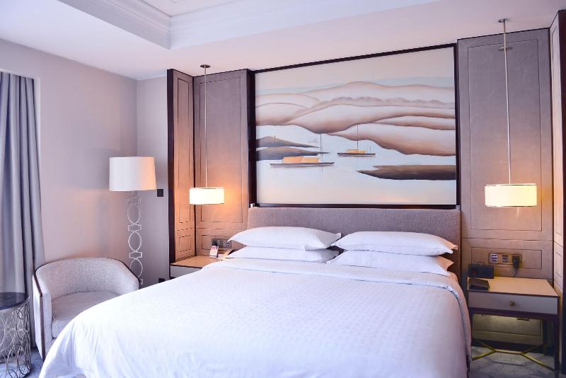 キングサイズベッドのクラブルーム, Sheraton Shanghai Jiading