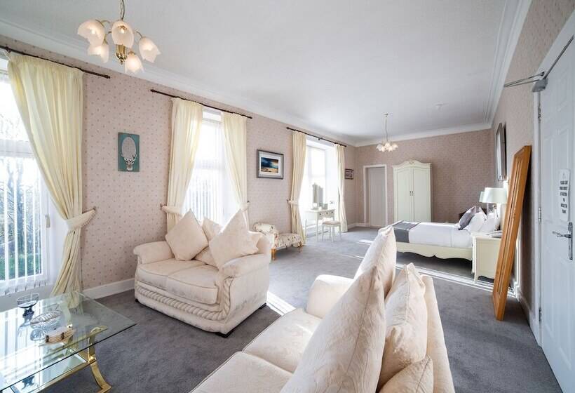 Люкс, The Douglas