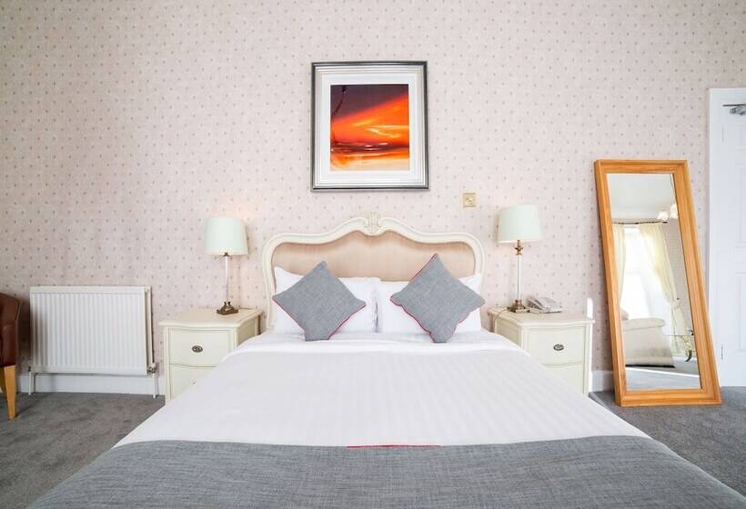 Люкс, The Douglas