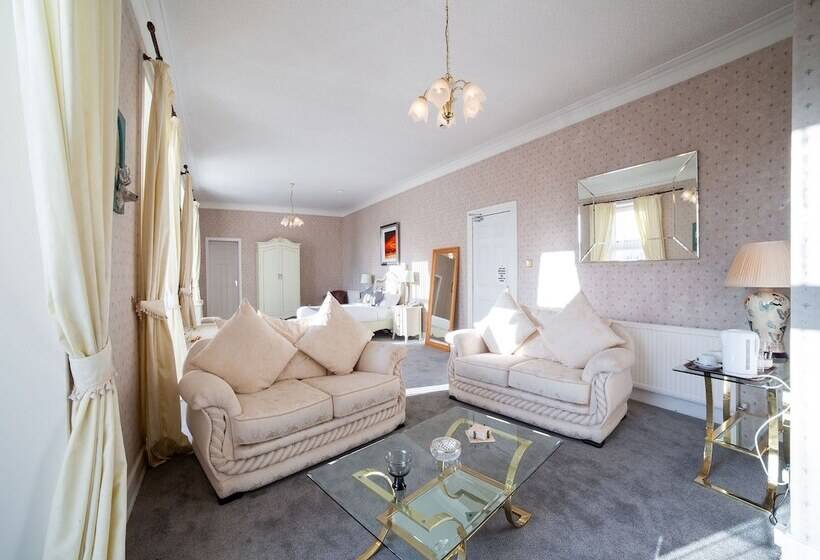 Люкс, The Douglas