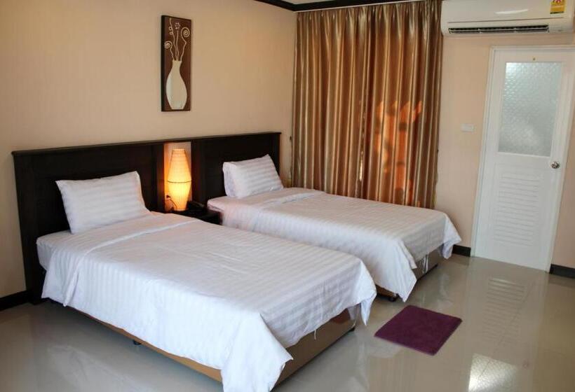 Standardrum, Triton Hotel Nakhonratchasima โรงแรมไททัน