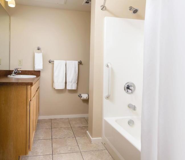 شقة غرفة واحدة, Worldmark West Yellowstone