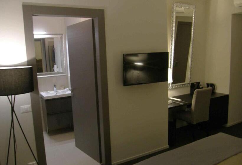 豪华房间, Zuretti 61