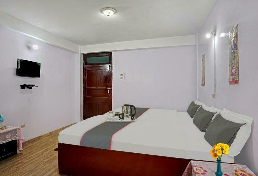 デラックストリプルルーム, Capital O Hotel Tenchuk