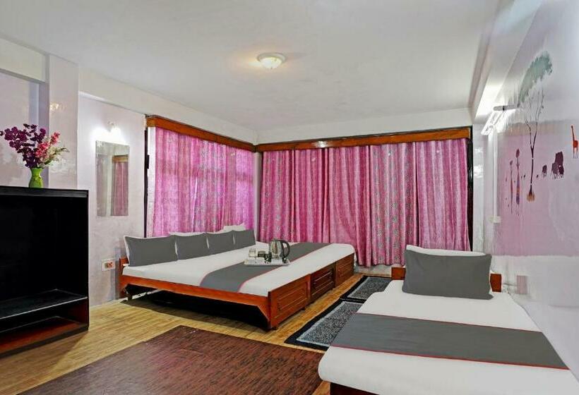 デラックストリプルルーム, Capital O Hotel Tenchuk