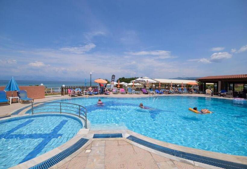 패밀리 룸 바다 전망, Socrates