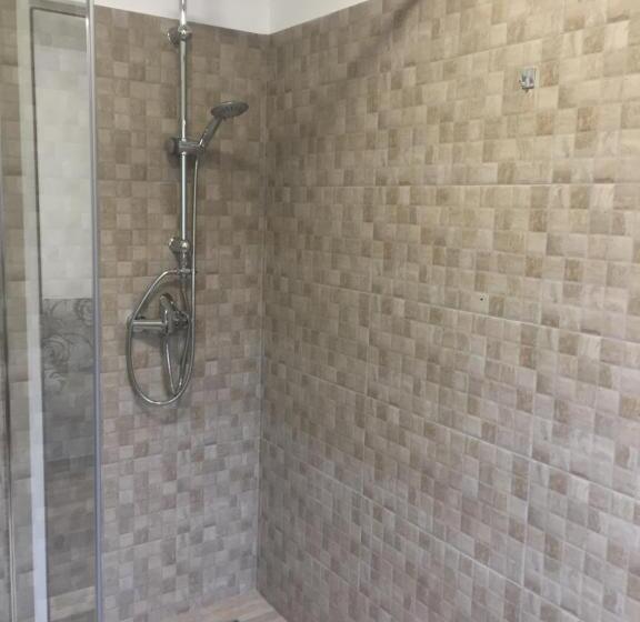 Семейный Номер Deluxe, Vila Emage