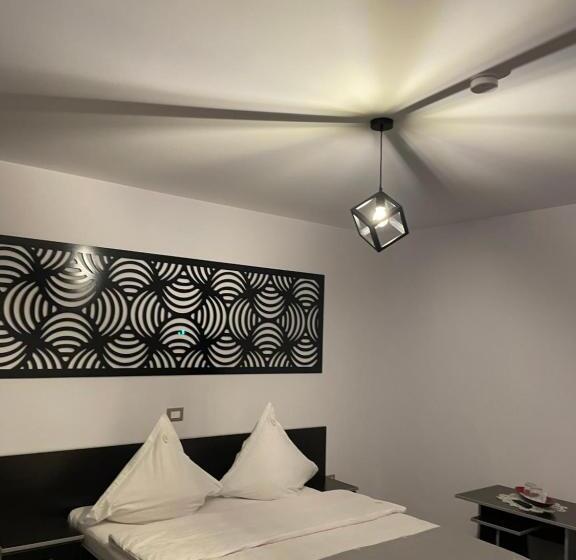 スタンダードルーム, Vila Emage