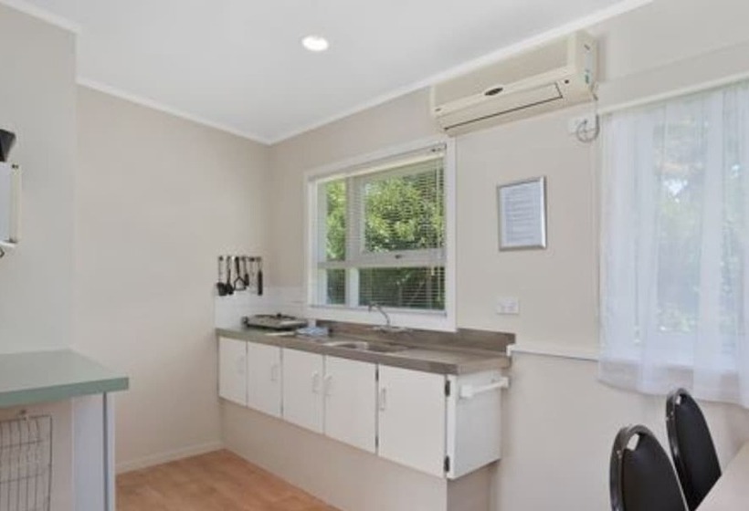 Студия Стандарт, Amber Court Motel Whakatane