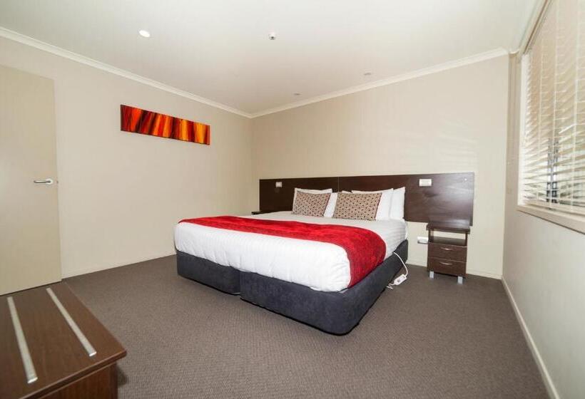 침실 2개 아파트, Amity Court Motel