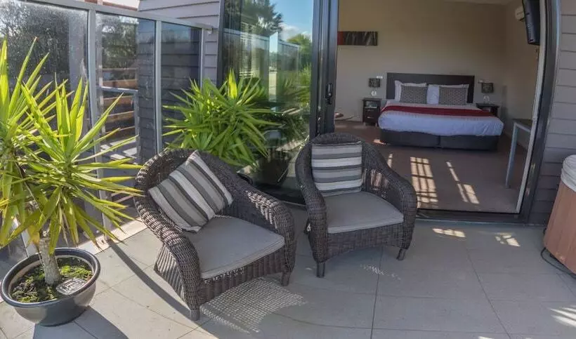 Sviitti Vuoristonäkymä, Amity Court Motel