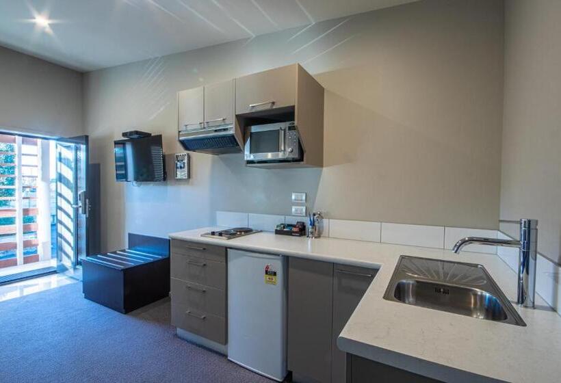 침실 1개 아파트, Amity Court Motel