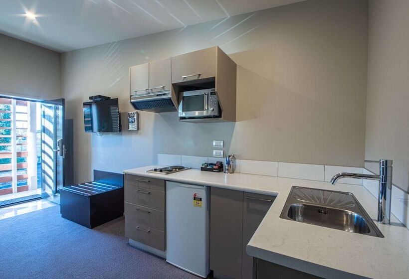 침실 1개 아파트, Amity Court Motel