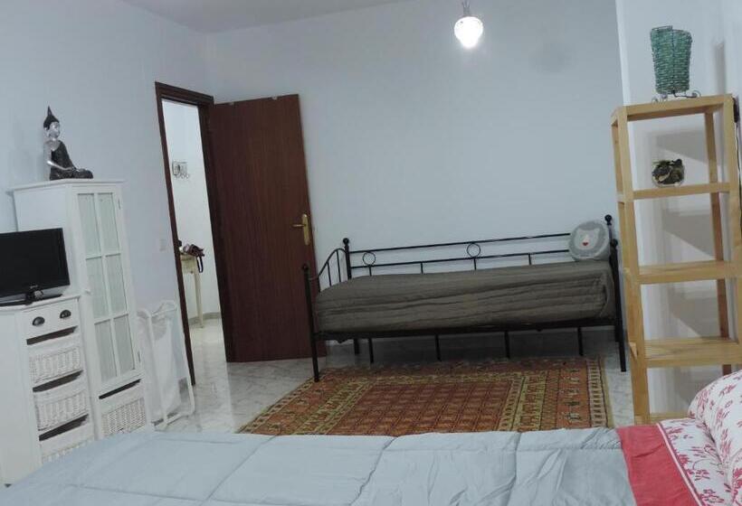 דירת שני חדרים עם מרפת, Apartamento Barbancho