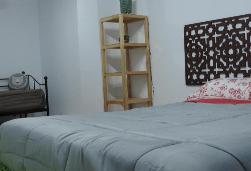 דירת שני חדרים עם מרפת, Apartamento Barbancho