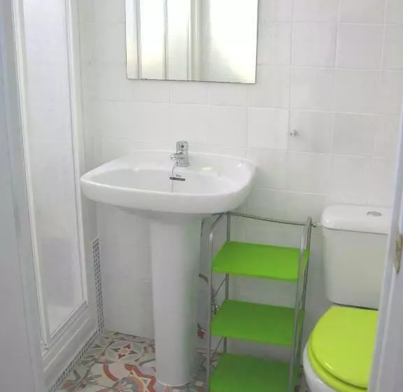 オーシャンビューのテラス付１ベッドルームアパート, Apartamentos Calypso
