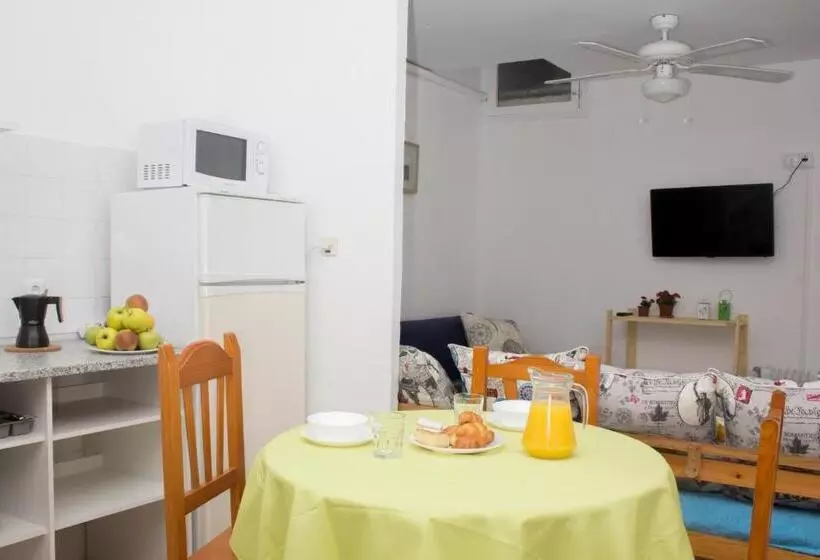 １ベッドルームインサイドアパートメント, Apartamentos Calypso