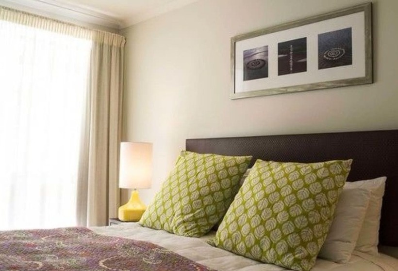 Апартаменты 2 Спальни, Belle Mer Beach Front Apartments