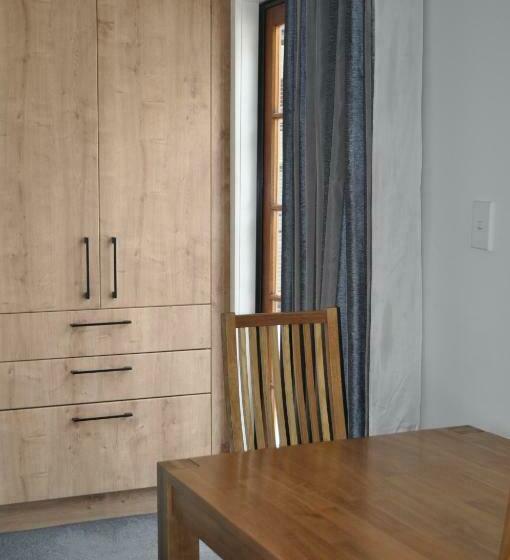 スタンダードスタジオ, City Suites