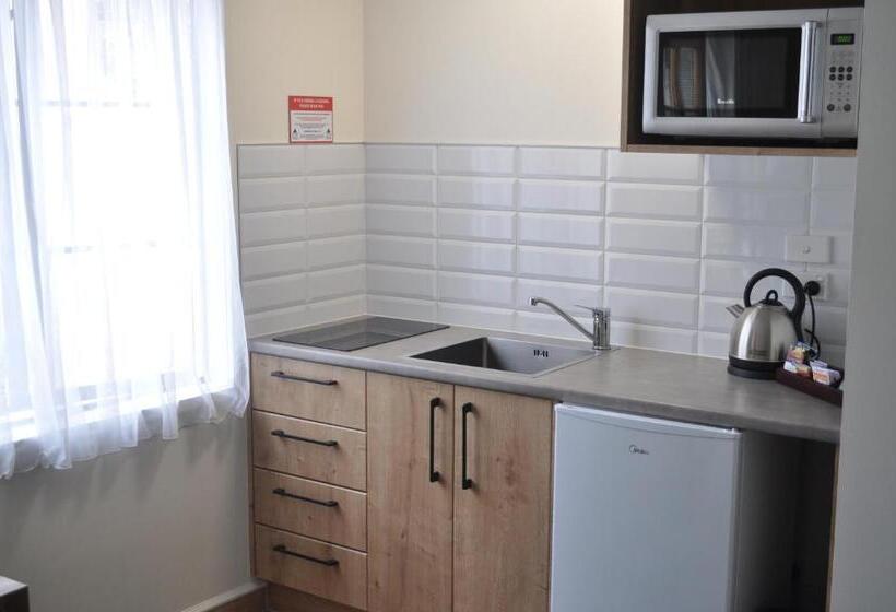 スタンダードスタジオ, City Suites