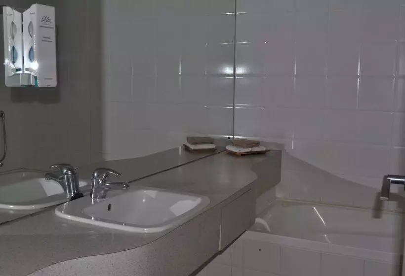 استودیوی استاندارد, City Suites