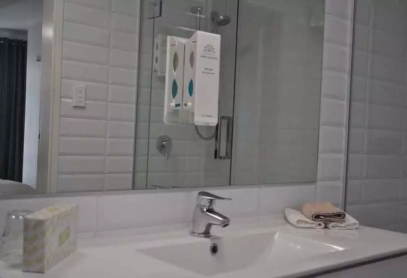 استودیوی استاندارد, City Suites