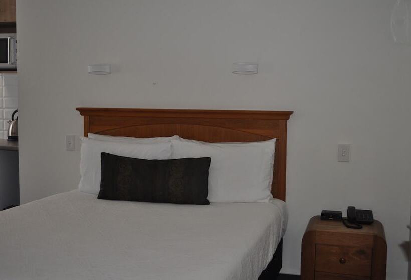 スタンダードスタジオ, City Suites