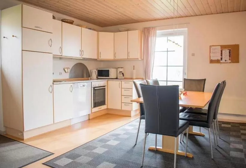 ４ベッドルームハウス, Enjoy Resorts Marina Fiskenæs