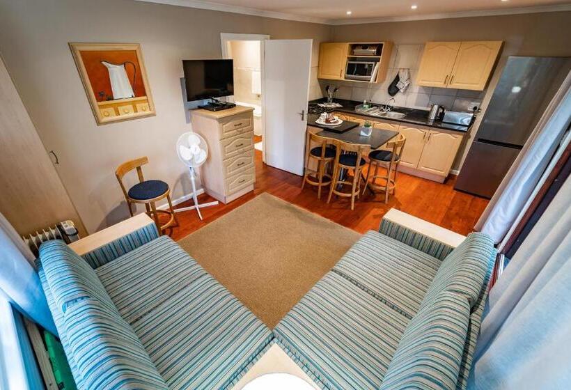 کلبه ییلاقی, Gooderson Knysna Chalets